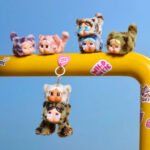 CRYBABY Wild but Cutie Series - Vinyl Plush Pendant Blind Box - 图片 4